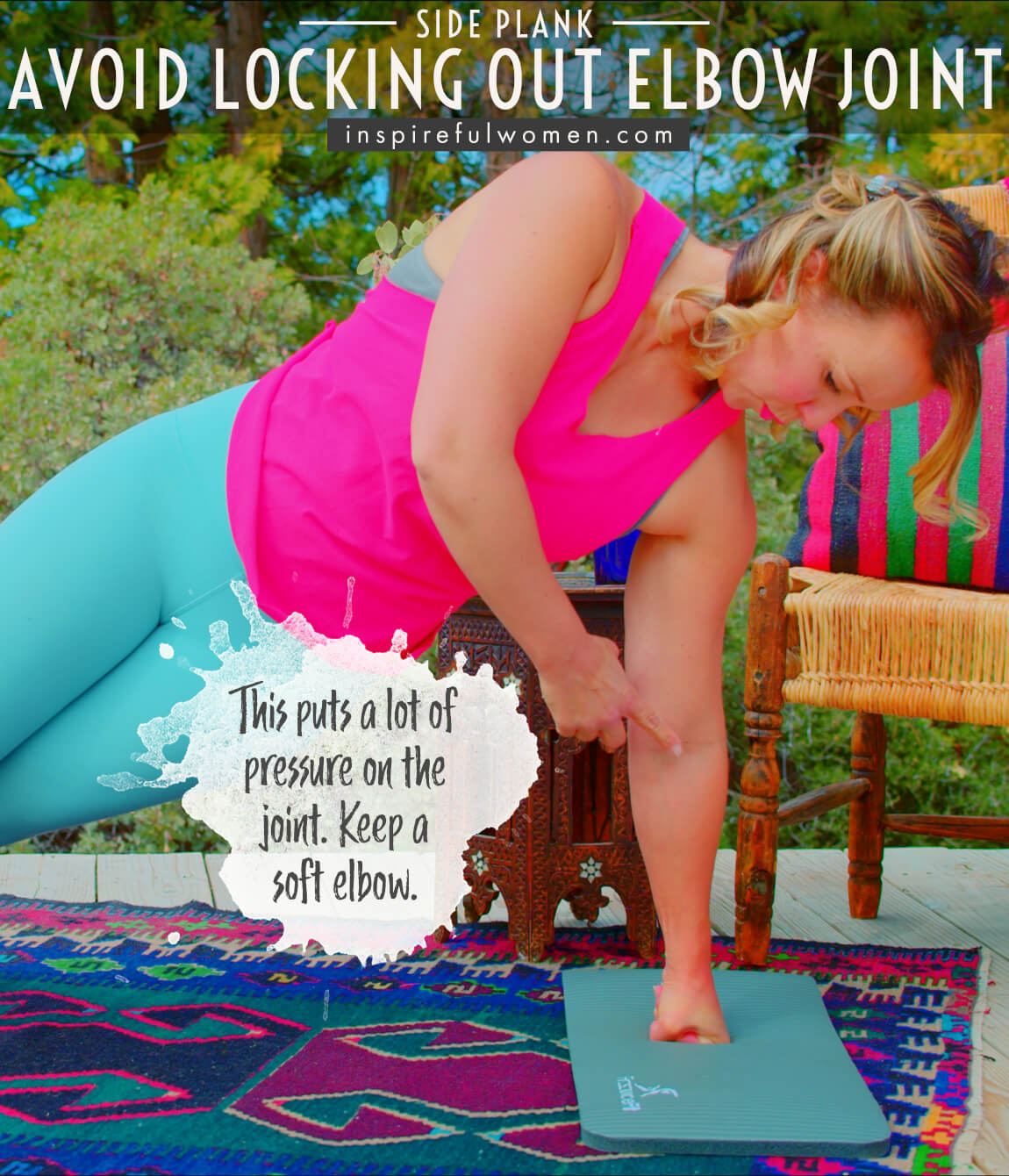 avoid-locking-elbow-out-elbow-joint-side-planks-straight-leg-obliques-core-exercise-common-mistakes